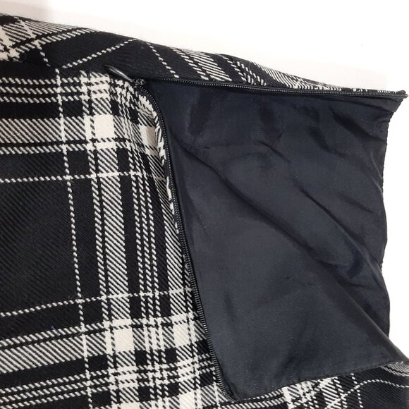 Stunning pure wool luxury Holt Renfrew asymmetrical plaid midi retro skirt - Picture 6 of 16